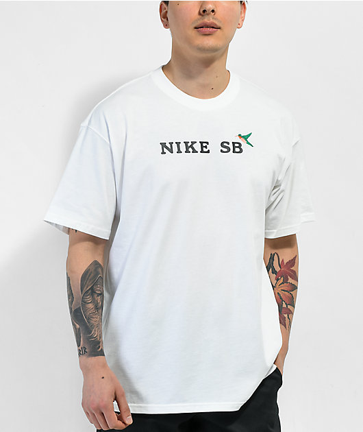 beeld houten Thermisch Nike SB Hummingbird White T-Shirt