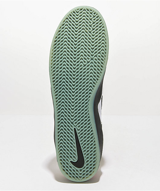 Nike janoski hot sale on sale