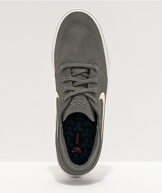 Zumiez hot sale stefan janoski