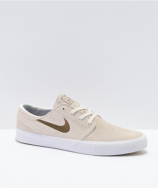 nike suede skate shoes