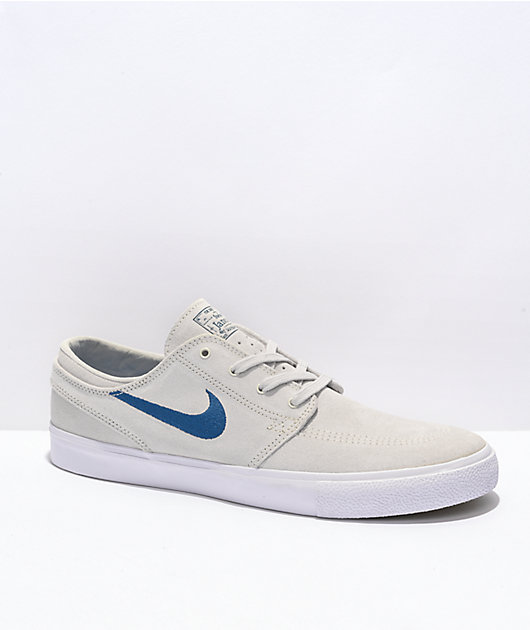 Nike janoski shop white and blue