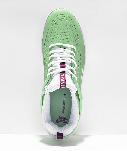 Nike Nyjah 3 Enemal Zapatos de Verde y Blanco