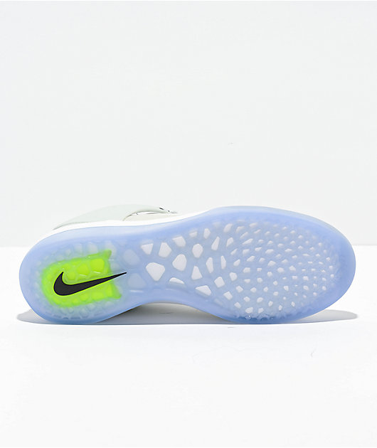 White nike hotsell with clear bottom