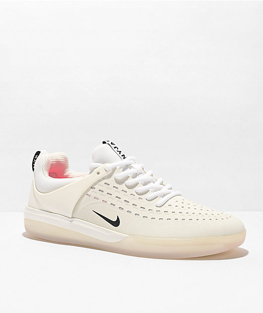 Nike sb nyjah shoes white on sale