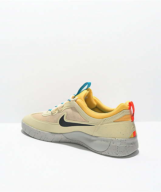 Promover Sensible articulo Nike SB Nyjah Free 2.0 Beach & Gold Skate Shoes