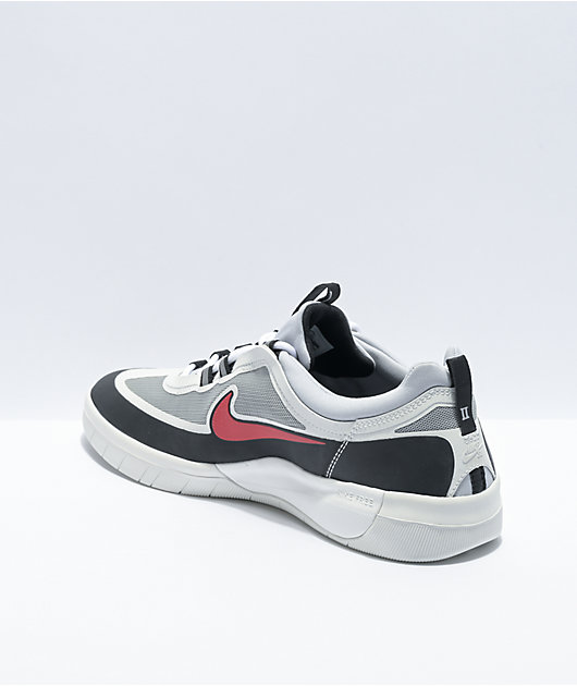 Nike sb nyjah free 2 black/sport red-metallic silver/black