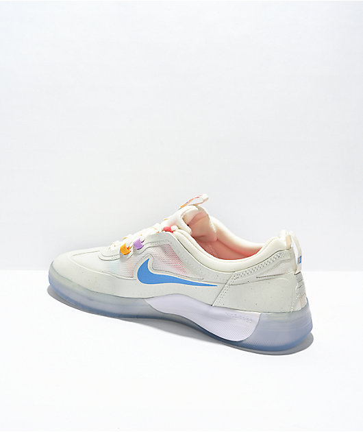 Nike nyjah free pink best sale