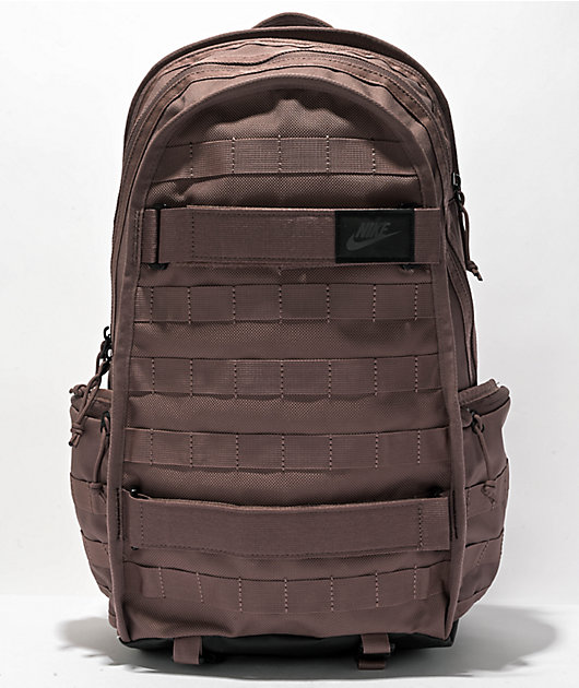 nike rpm バックパック　ブラウン Nike SB RPM Skateboarding Backpack - Brown