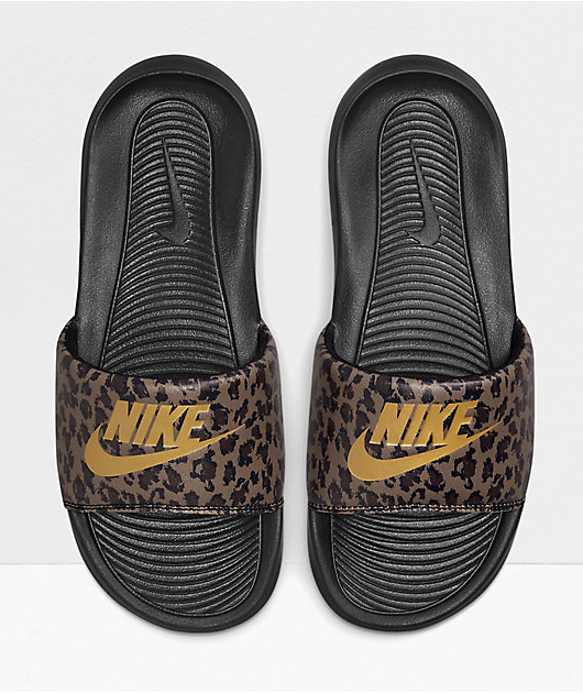 Chanclas best sale nike leopardo