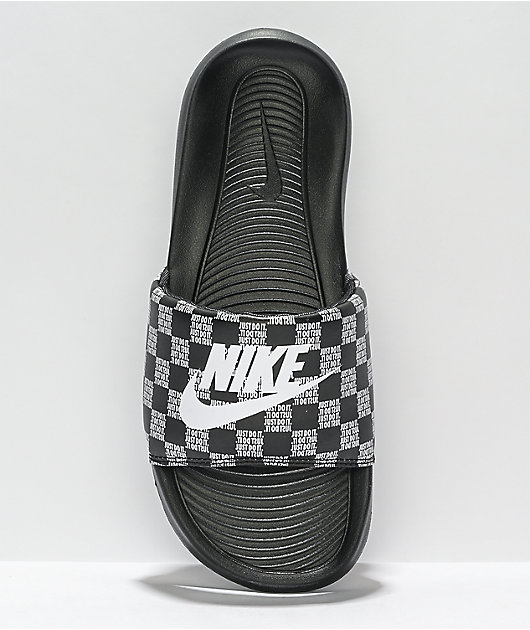 Nike SB Victori One Printed Sandalias cuadriculadas en negro y blanco