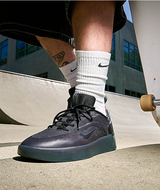 Nike SB Zoom Nyjah 4 Cool Grey & Wolf Grey Skate Shoes