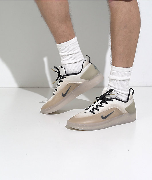 Nike SB Zoom Nyjah 4 Desert Khaki & Dark Smoke Grey Skate Shoes video
