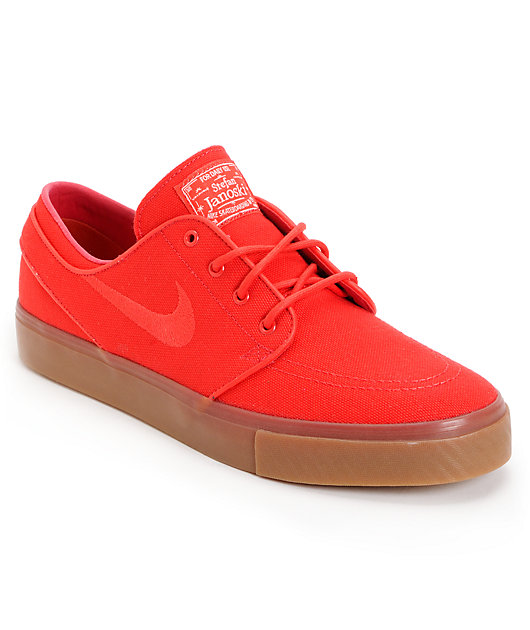red nike skate shoes