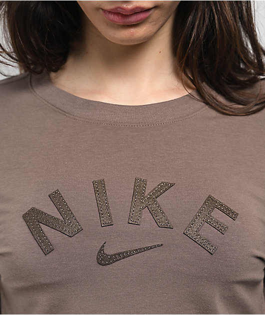 【NIKE】★CHILL KNIT LONG SLEEVE CREOPPED TSHIRT★【正規品】 Nike Sportswear Chill Knit Women's Slim Long-Sleeve Cropped