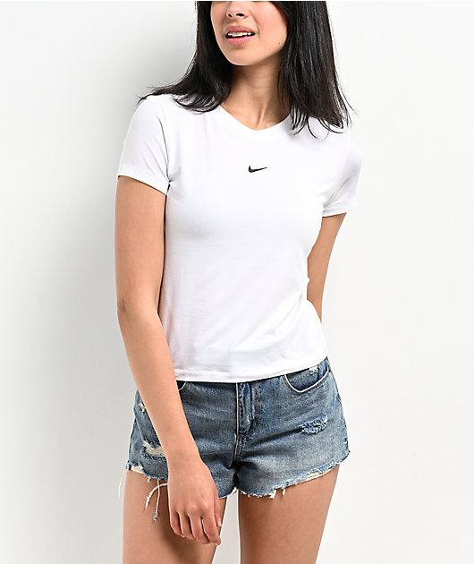 ★ Nike★ Sportswear Chill Knit Crop T-shirt W Black White Nike Sportswear Chill Knit Slim Black Long Sleeve Crop T