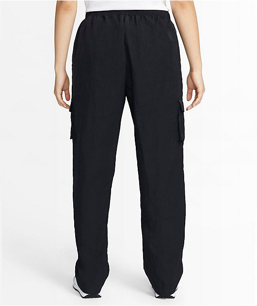 Nike Sportswear Essential Black Cargo Pants