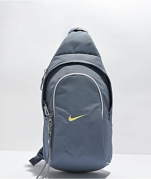 Nike one strap best sale