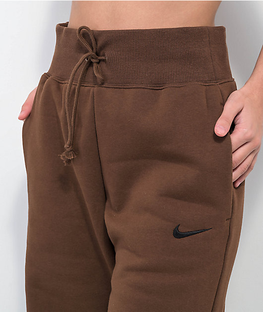 Nike wide leg sweatpants in brown