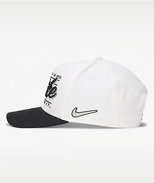 Nike Two-Tone Black & White Snapback Hat