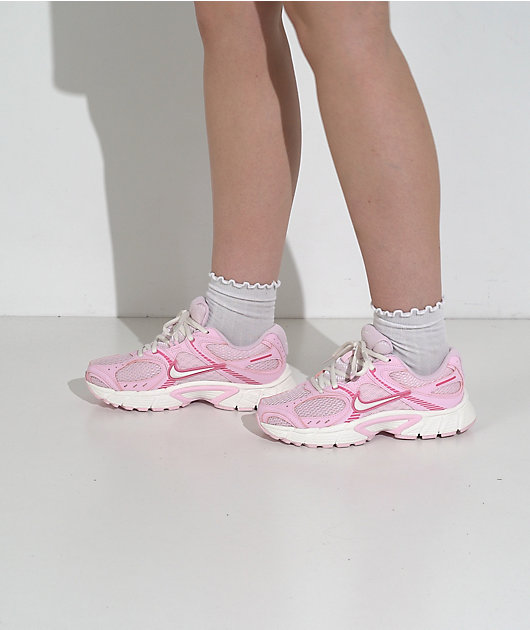Nike V5 RNR Pink Foam, Pinksicle & Sail Cream Shoes video