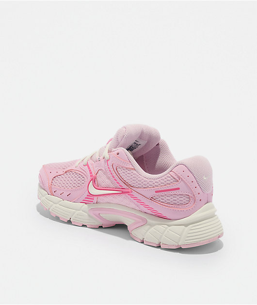 Nike V5 RNR Pink Foam, Pinksicle & Sail Cream Shoes