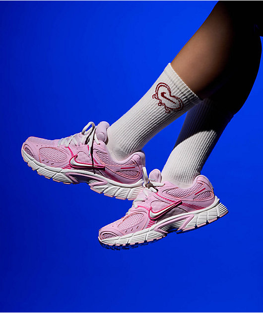 Nike V5 RNR Pink Foam, Pinksicle & Sail Cream Shoes | Zumiez