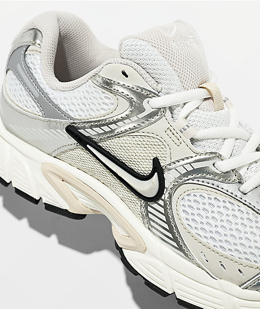 Nike V5 RNR Summit White & Orewood Brown Shoes