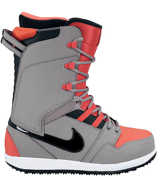 red nike snowboard boots