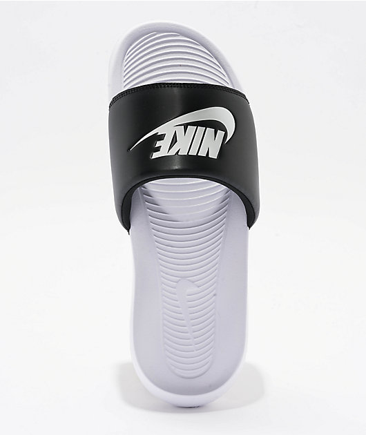 NIKE“CJ81 ELITE TD“ブラック/ホワイト 27センチ【新品】 Nike Victori One Mix Match Black & White Slide Sandals | Zumiez