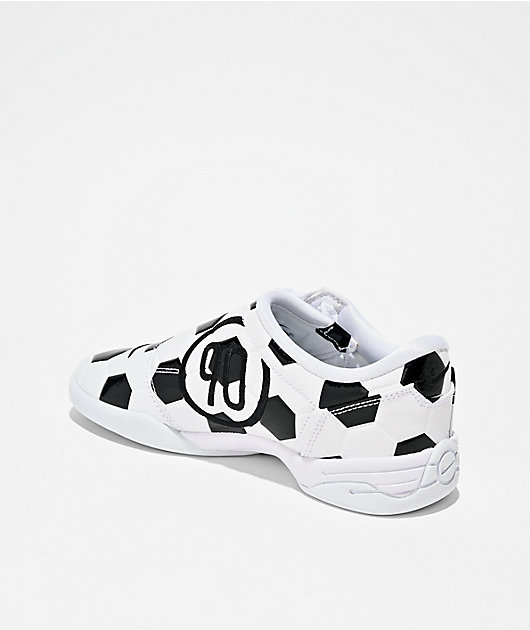 Nike Women's Total90 White & Black Shoes