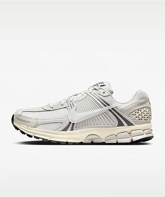 Nike Zoom Vomero 5 SE Platinum Tint & Photon Dust Shoes