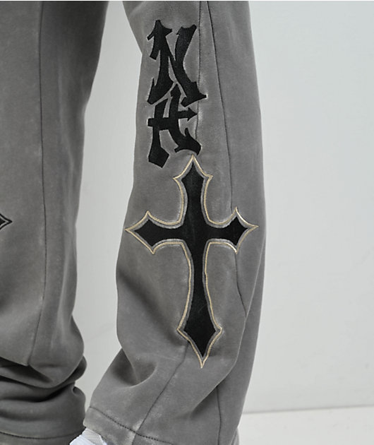 かつきくん着用　sweats collective Ninth Hall Crosses Grey Wash Stacked Flare Sweatpants | Zumiez