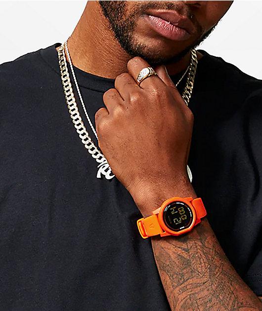Nixon Disk reloj digital naranja