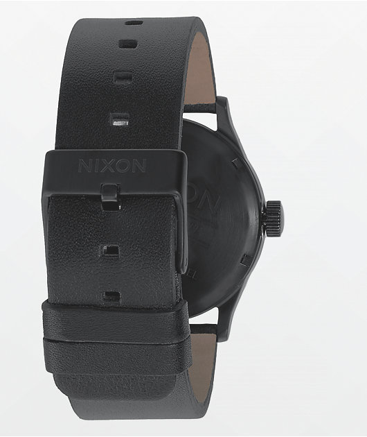 Nixon Sentry Leather Black Analog Watch