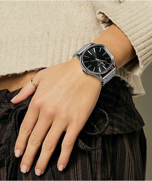 Nixon Sentry Wobble Silver & Black Sunray Analog Watch