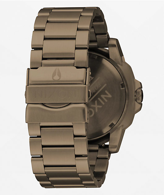 Nixon Smyth 44 Khaki & Red Analog Watch