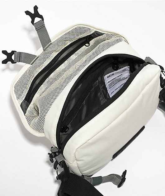 Oath Stock 35 Camera Bolso de hombro blanco