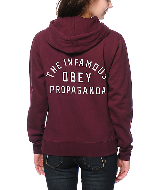 maroon pullover hoodie