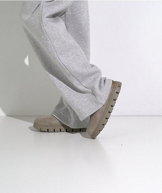 Papillio By Birkenstock Women's Boston Chunky Taupe Platform Clogs video