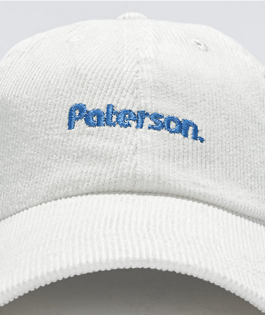 Paterson Core Logo gorra con tira de ajuste de pana blanca