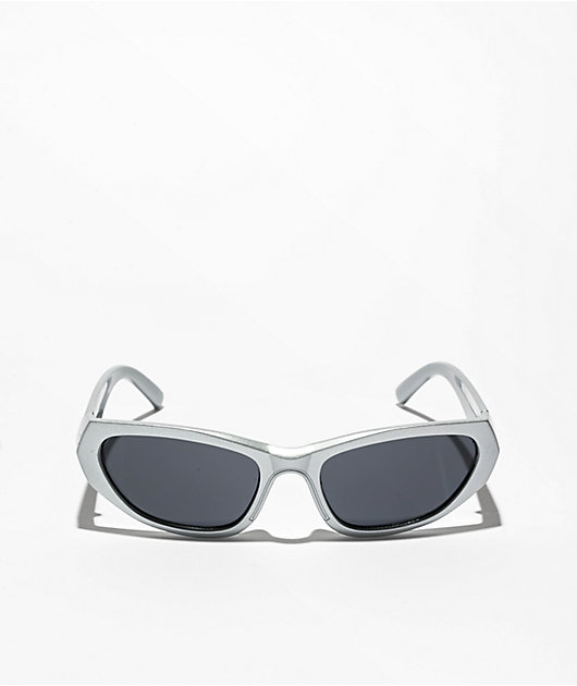 Petals by Petals and Peacocks Y2K Alpha Silver & Black Sunglasses
