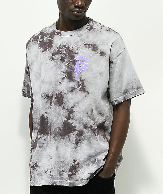 Black tie dye hot sale on grey shirt