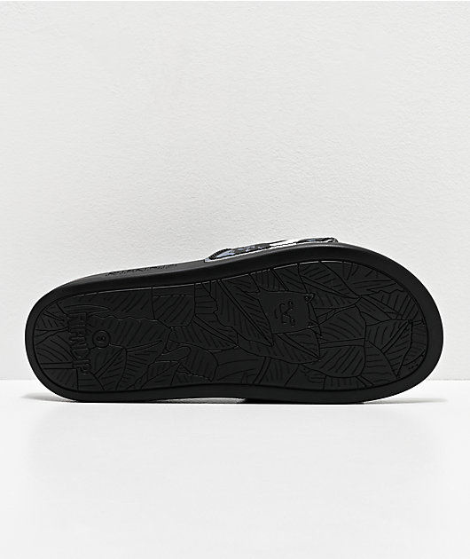 teva hurricane 3 sandals