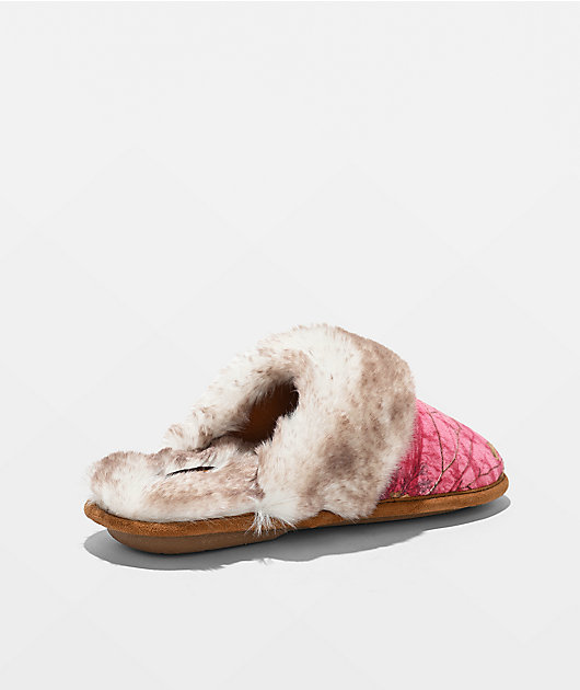 Realtree EDGE Colors Camp Scuff Pink Faux Fur Slippers