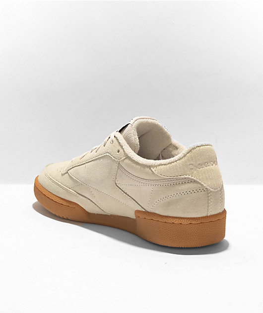 Reebok classic club c 85 sneakers in white store and gum