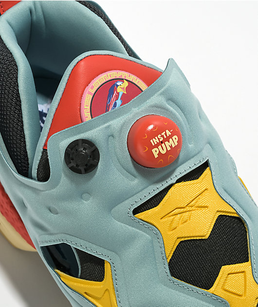 Reebok x Looney Tunes Instapump Fury Zapatos azules, amarillos y rojos