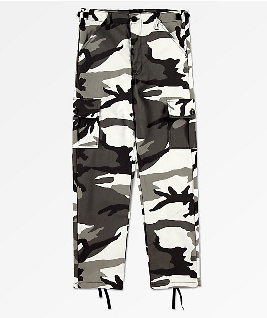 black cargo pants zumiez