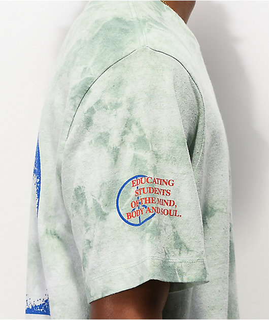 apple green t shirt