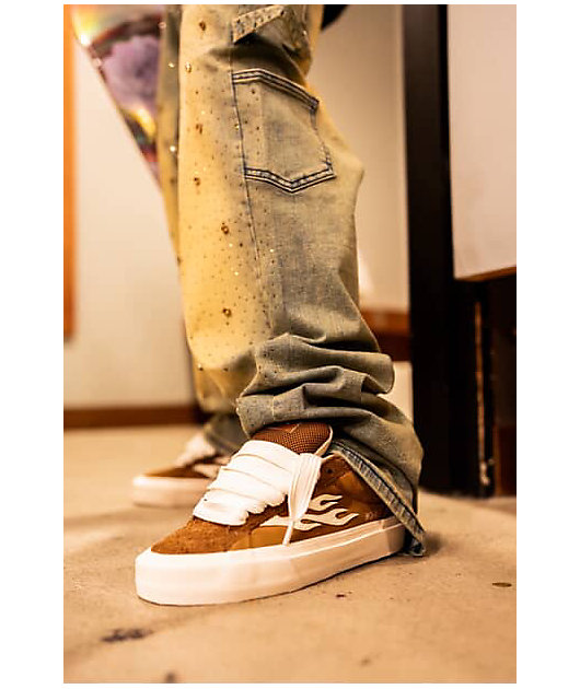 Straye Boo Logan Puff Brown Crepe Skate Shoes