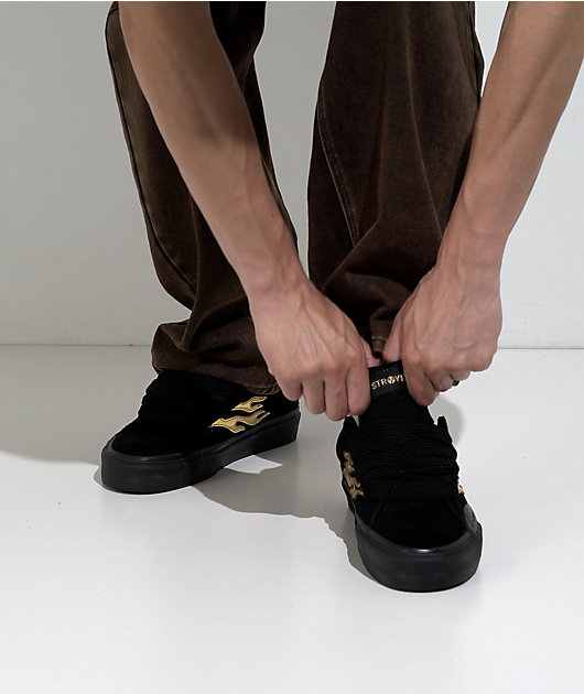Straye Logan Puff Axell Slay'R Black & Gold Skate Shoes video